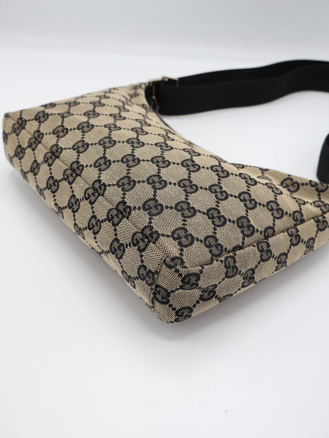 GUCCI CANVAS BLACK