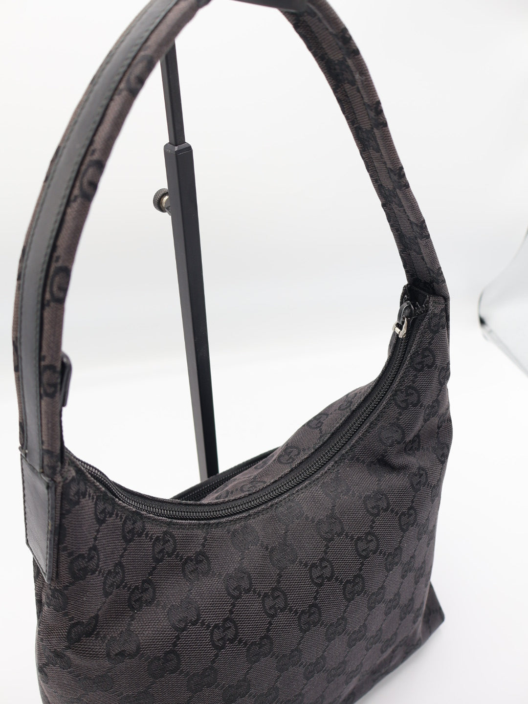 GUCCI GG CANVAS HOBO