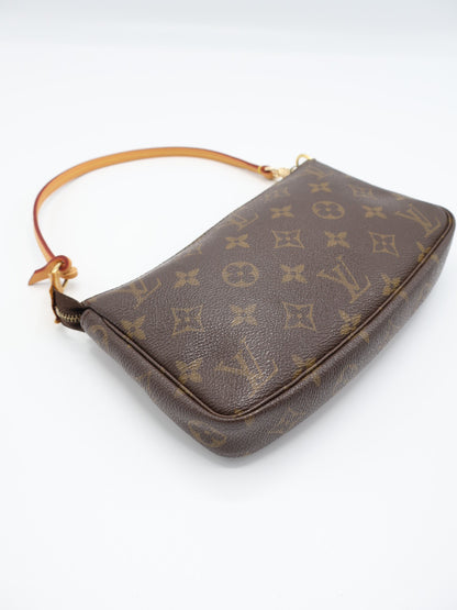 LOUIS VUITTON POCHETTE ACCESSOIRES