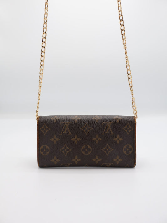 LOUIS VUITTON POCHETTE TWIN PM