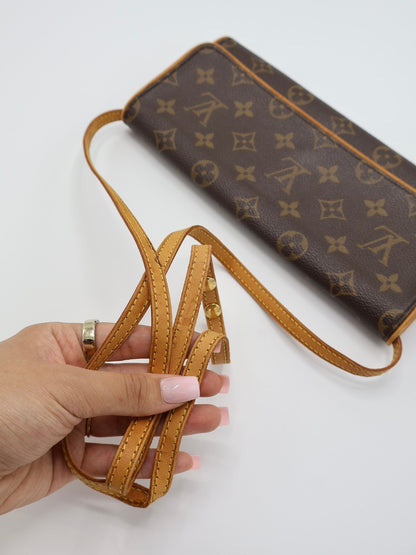 LOUIS VUITTON POCHETTE TWIN