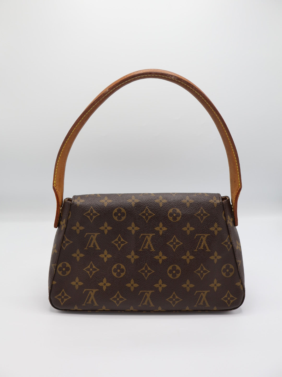 LOUIS VUITTON LOOPING PM
