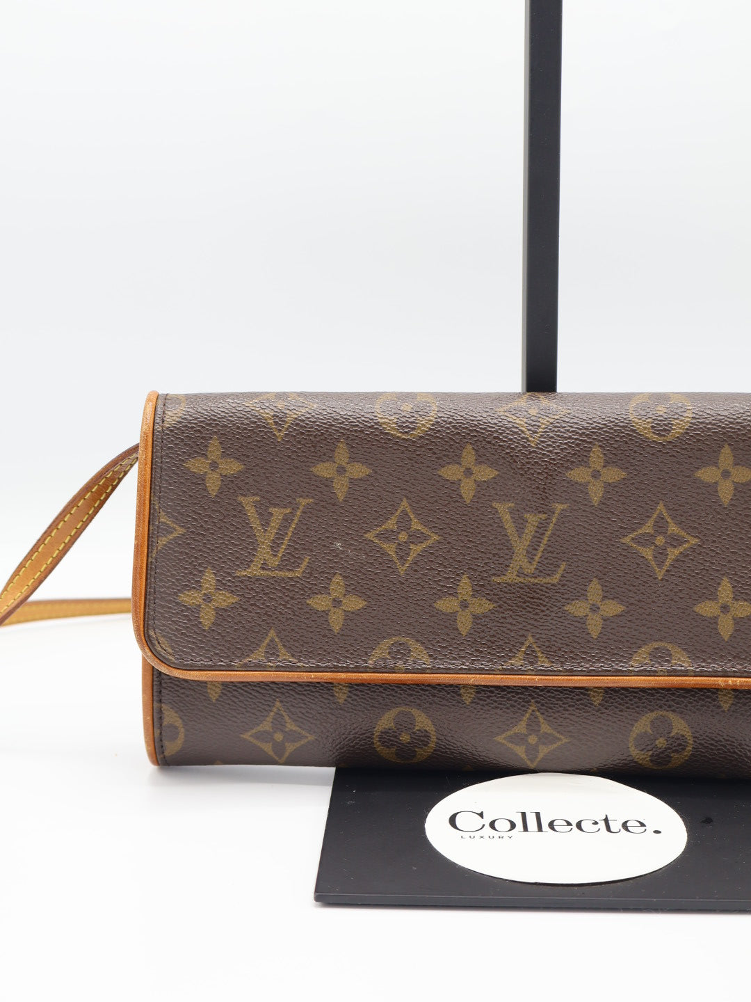 LOUIS VUITTON POCHETTE TWIN