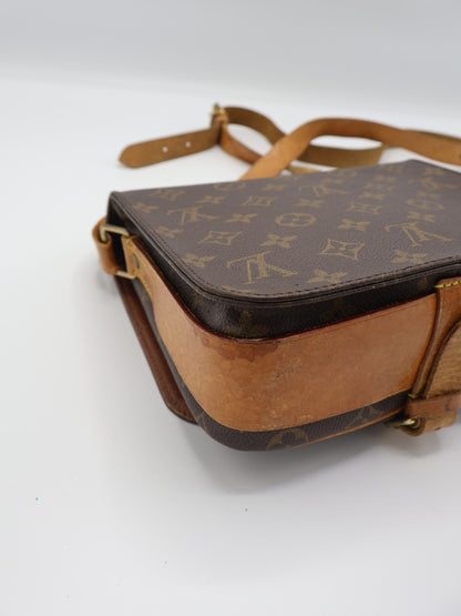 LOUIS VUITTON CARTOUCHIÈRE MM