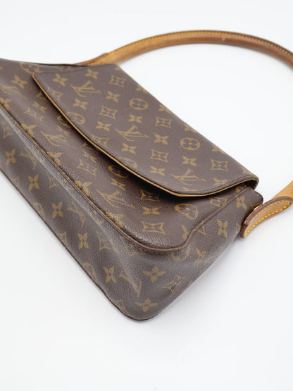 LOUIS VUITTON LOOPING PM