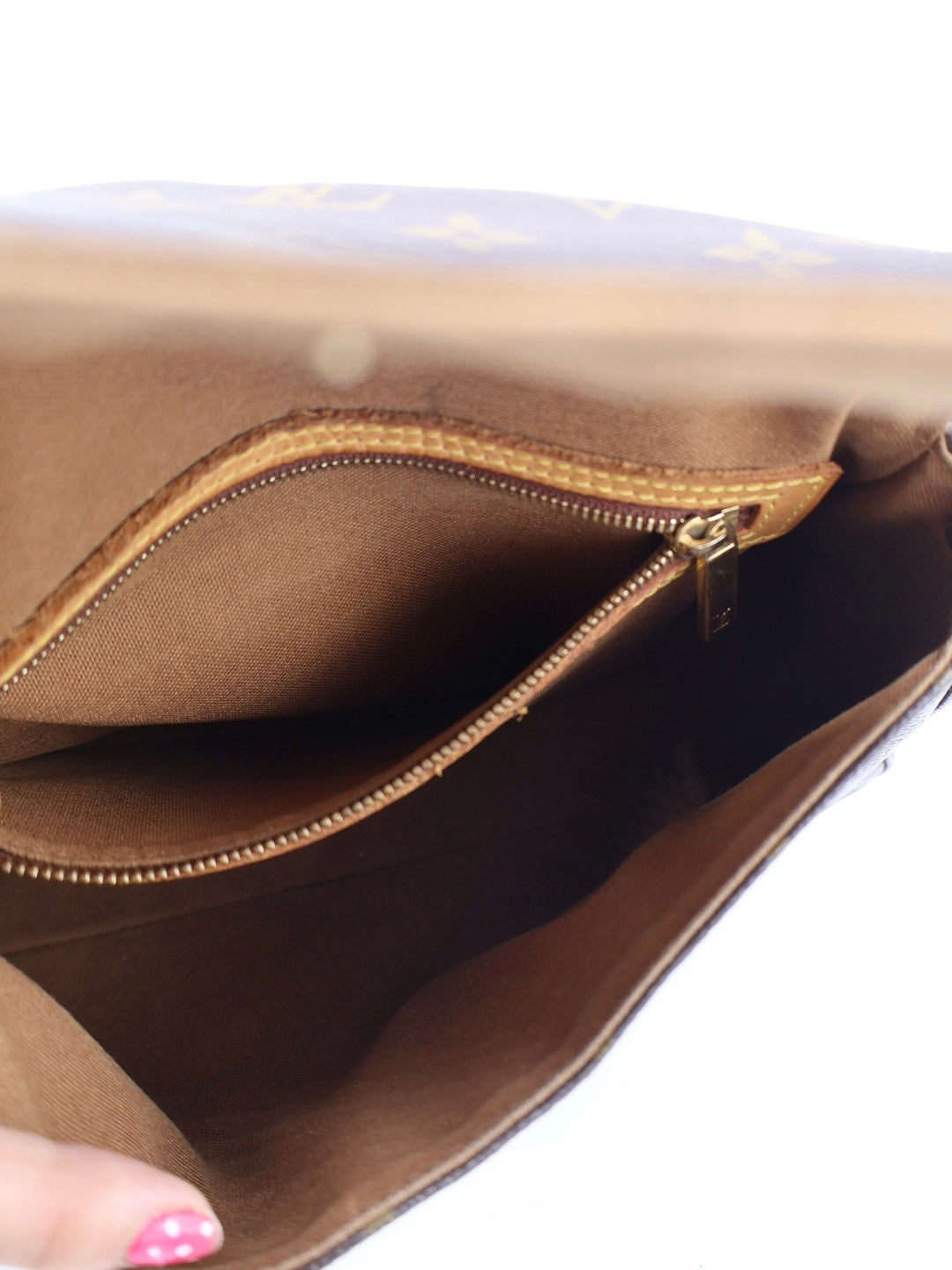 LOUIS VUITTON LOOPING PM