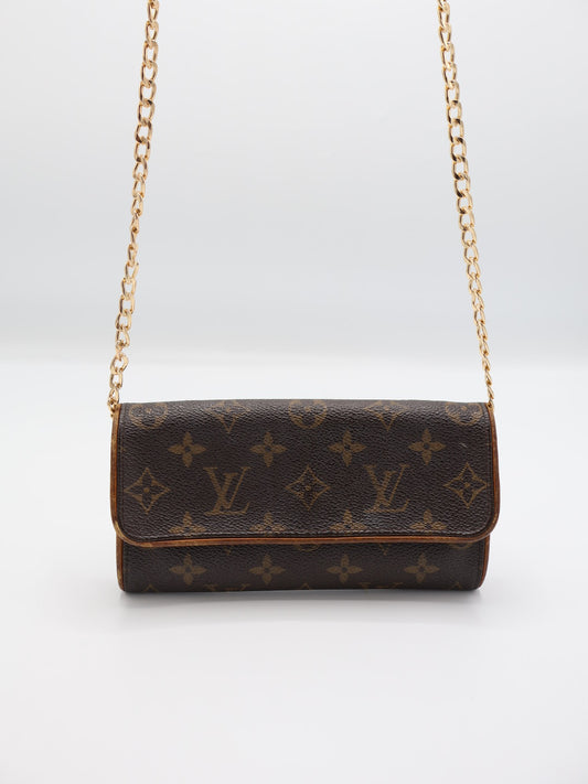 LOUIS VUITTON POCHETTE TWIN PM
