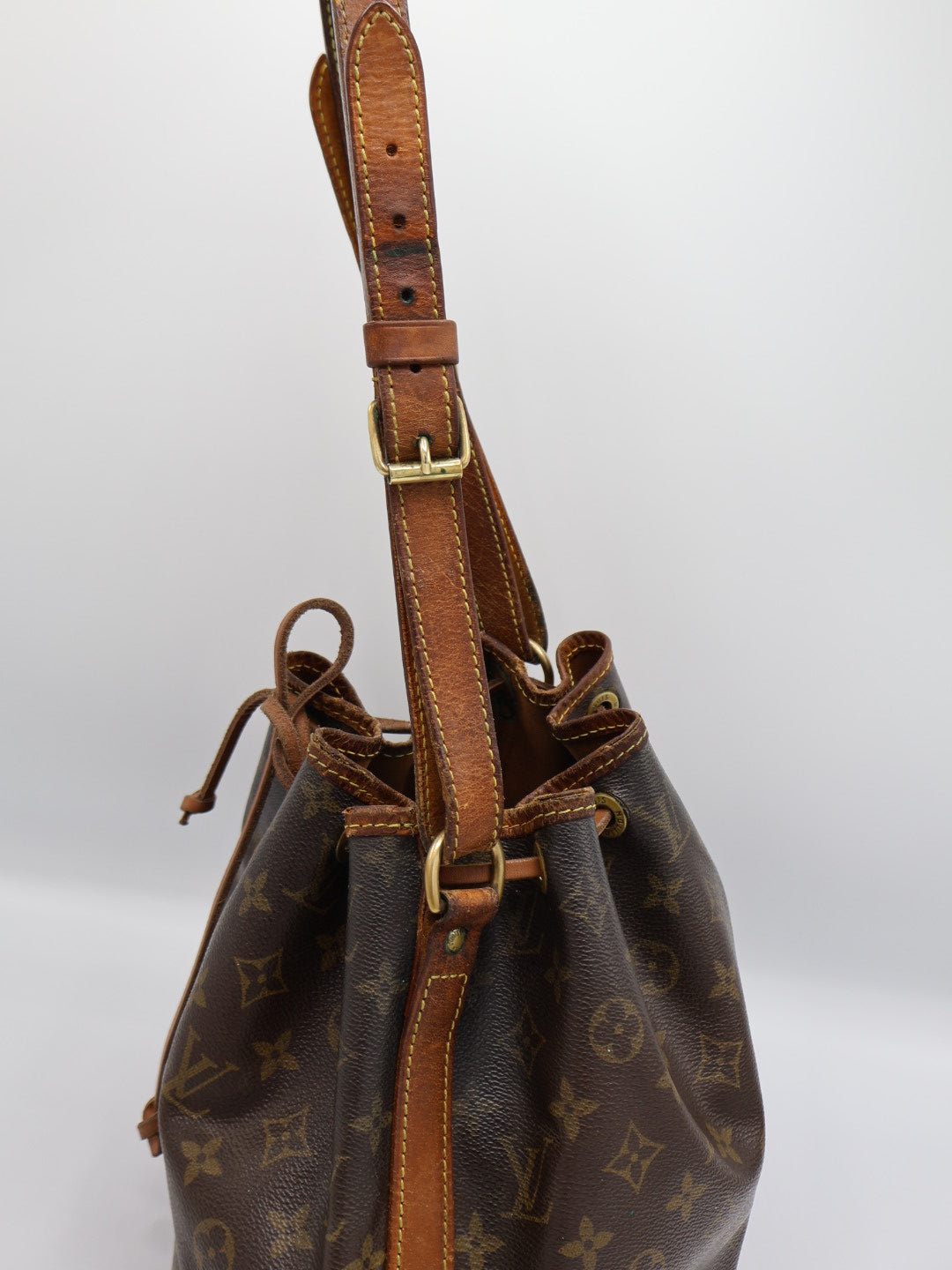 LOUIS VUITTON PETIT NOÉ