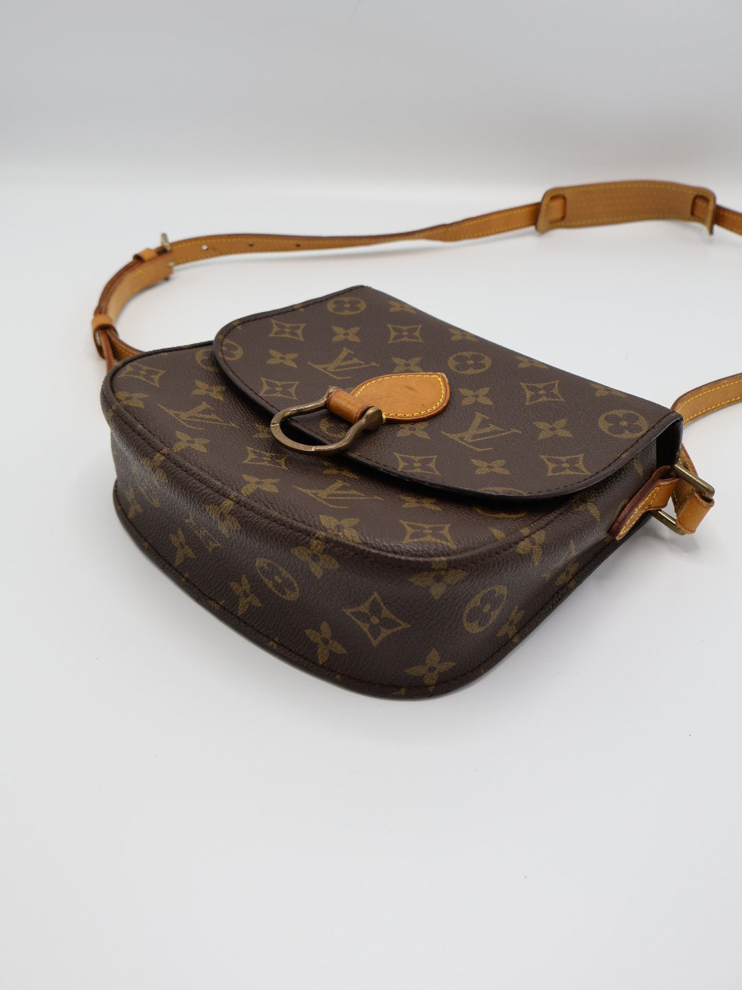 LOUIS VUITTON SAINT CLOUD MM