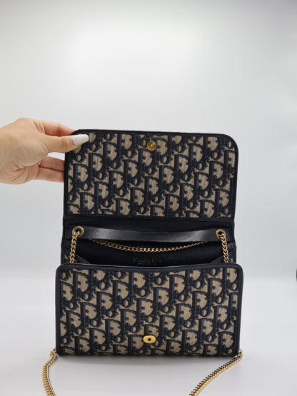 CHRISTIAN DIOR SHOULDER BAG