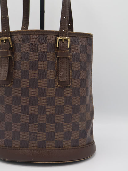 LOUIS VUITTON MARAIS BUCKET