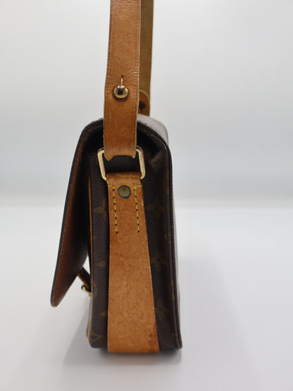 LOUIS VUITTON CARTOUCHIÈRE MM