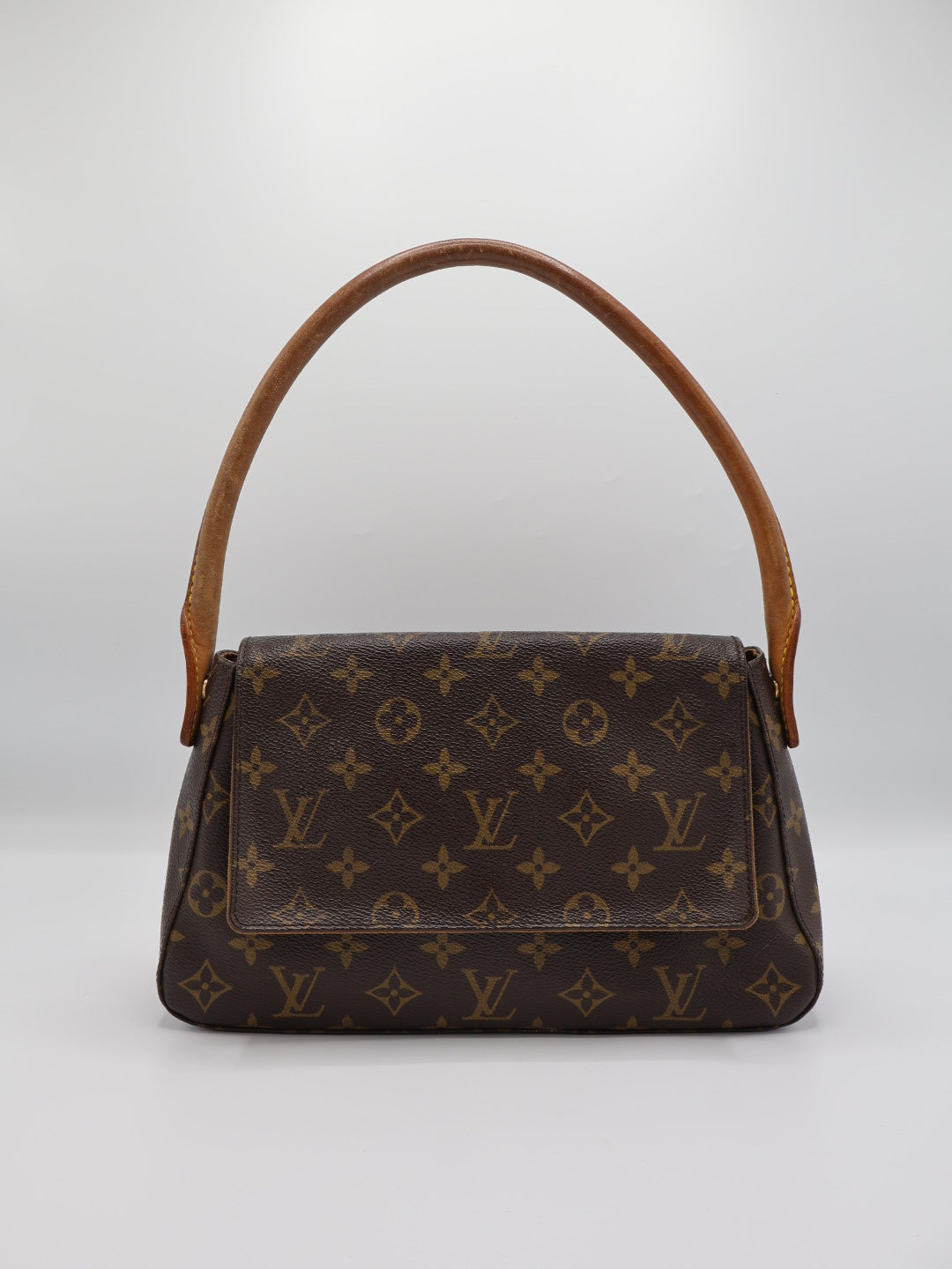 LOUIS VUITTON LOOPING PM