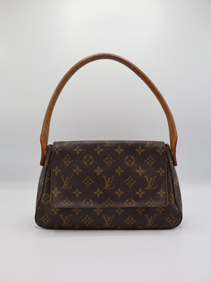 LOUIS VUITTON LOOPING PM