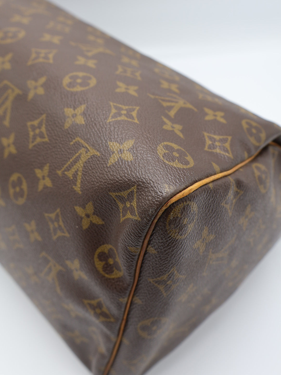 LOUIS VUITTON SPEEDY 35