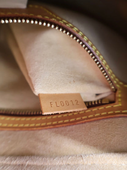 LOUIS VUITTON LOOPING MM