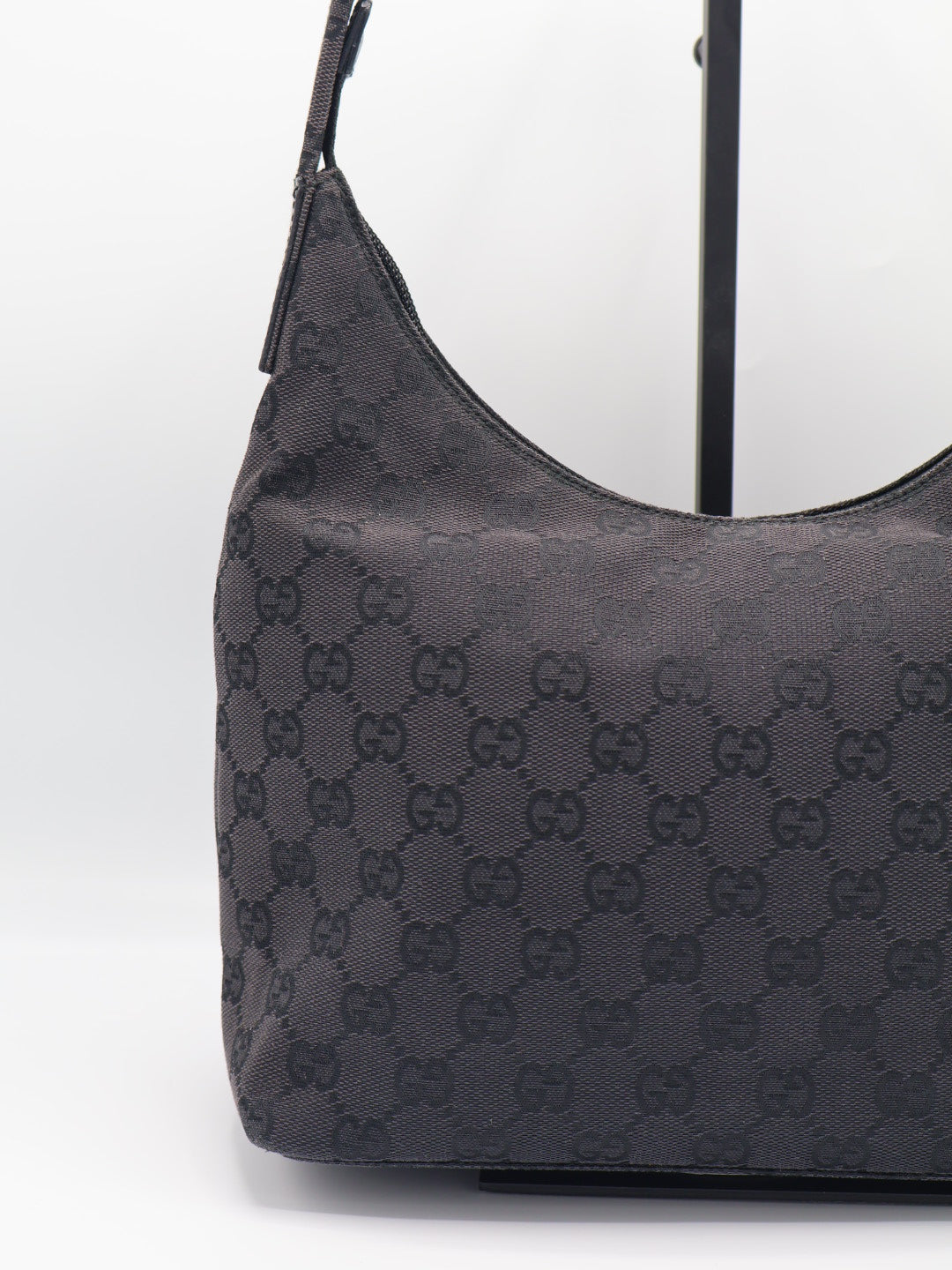 GUCCI GG CANVAS HOBO