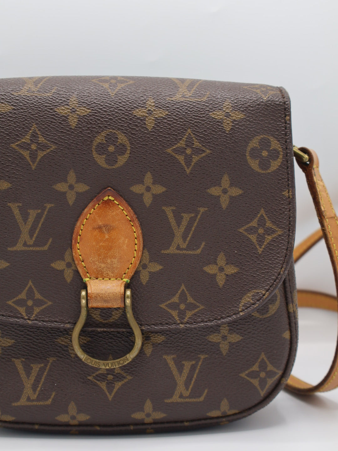 LOUIS VUITTON SAINT CLOUD MM