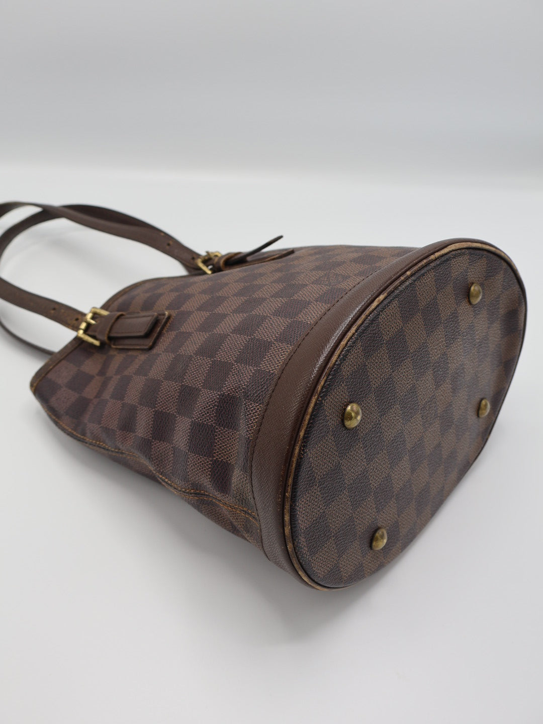 LOUIS VUITTON MARAIS BUCKET