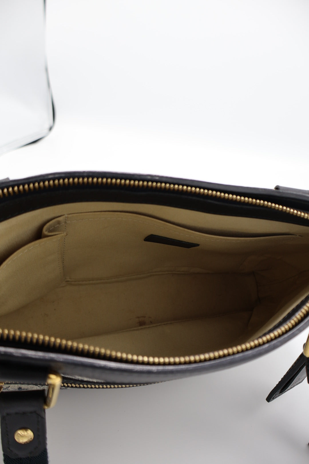 LOUIS VUITTON MINI LUCILLE PM